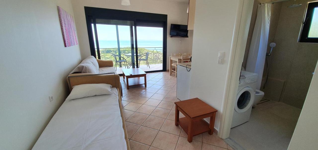 Sivota Apartments *
